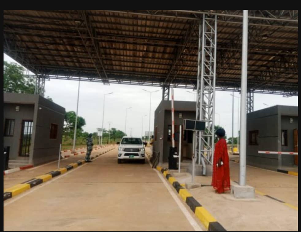 Économie : Le Togo dispose un nouveau poste de péage moderne à Atétou