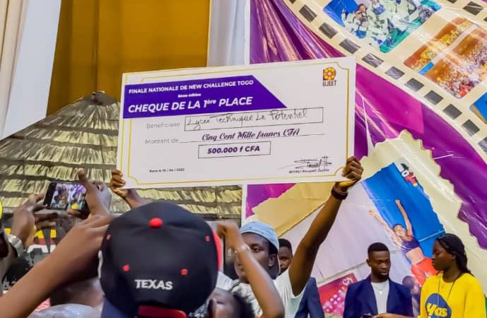 Le Lycée Technique Potentiel de Tsévié remporte la 8ᵉ édition du New Challenge Togo