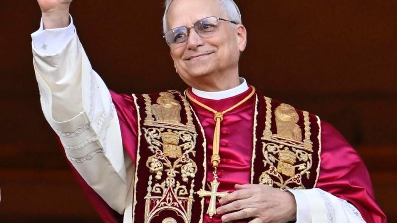 Tout savoir sur le nouveau patron du Vatican : Le Pape Léon XIV
