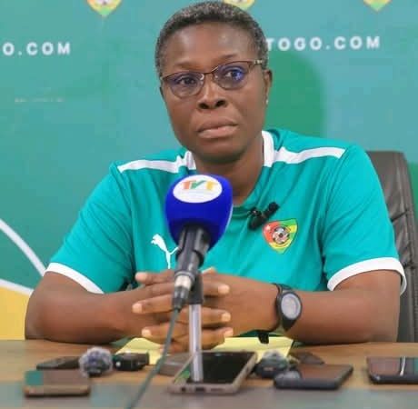 Élimination des Éperviers Dames : la sélectionneure Kaï Tomety exprime sa déception »