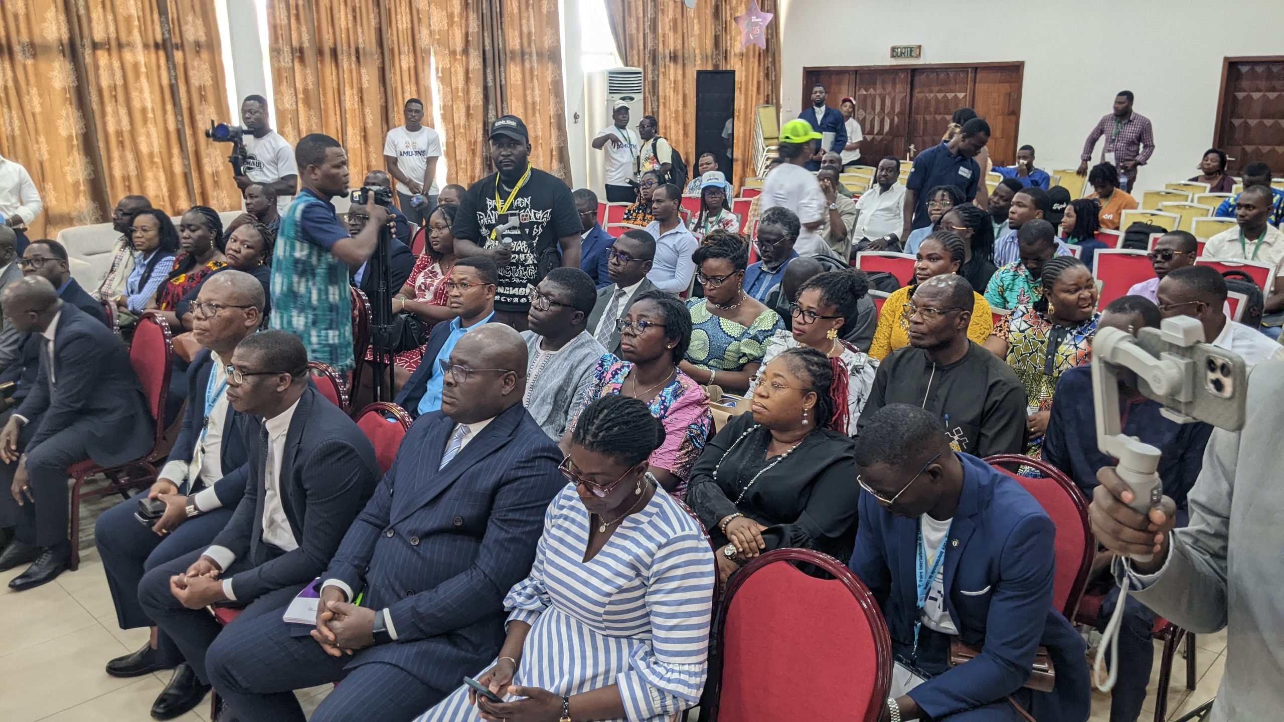 « Une avancée sociale majeure : l’Assurance Maladie Universelle transforme la protection des travailleurs non salariés au Togo »