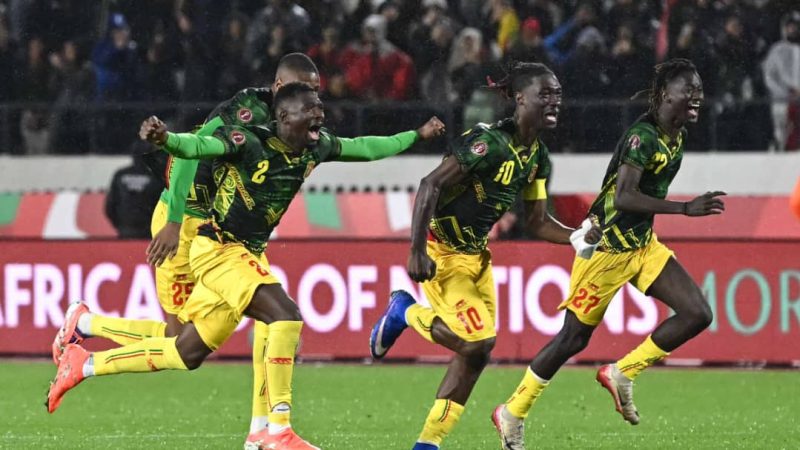 CAN 2025: Le Mali héroïque remporte la bataille des rapaces et file en quarts