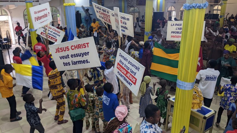 Apothéose de la Semaine de l’Église 2026 à l&rsquo;EEPTO marquée par une caravane de témoignage